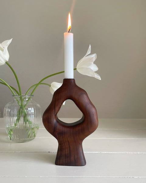 Lysestage i amerikansk valnød