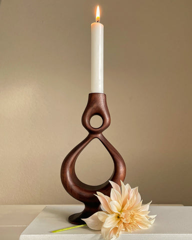 Lysestage i amerikansk valnød